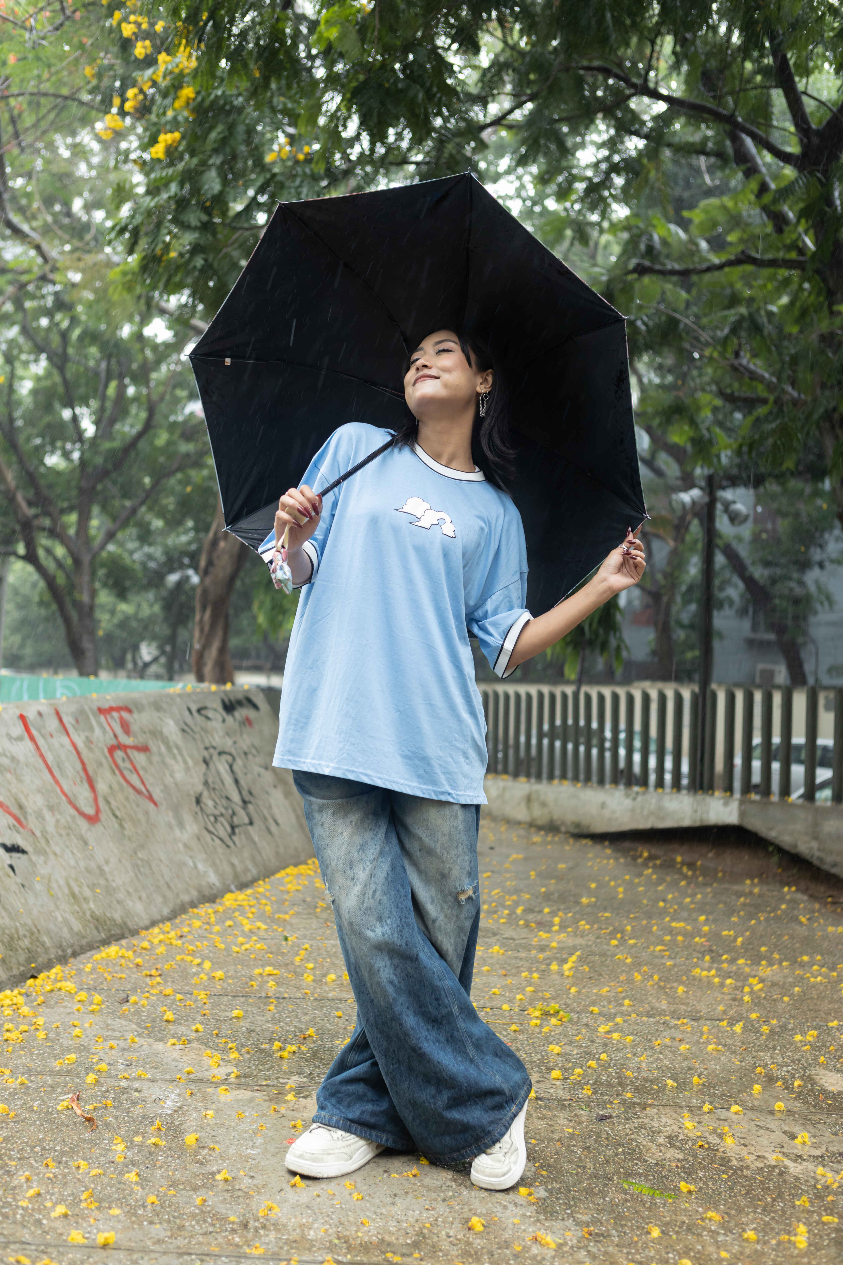 Sky-mid Oversized T-shirt [PRE-ORDER]