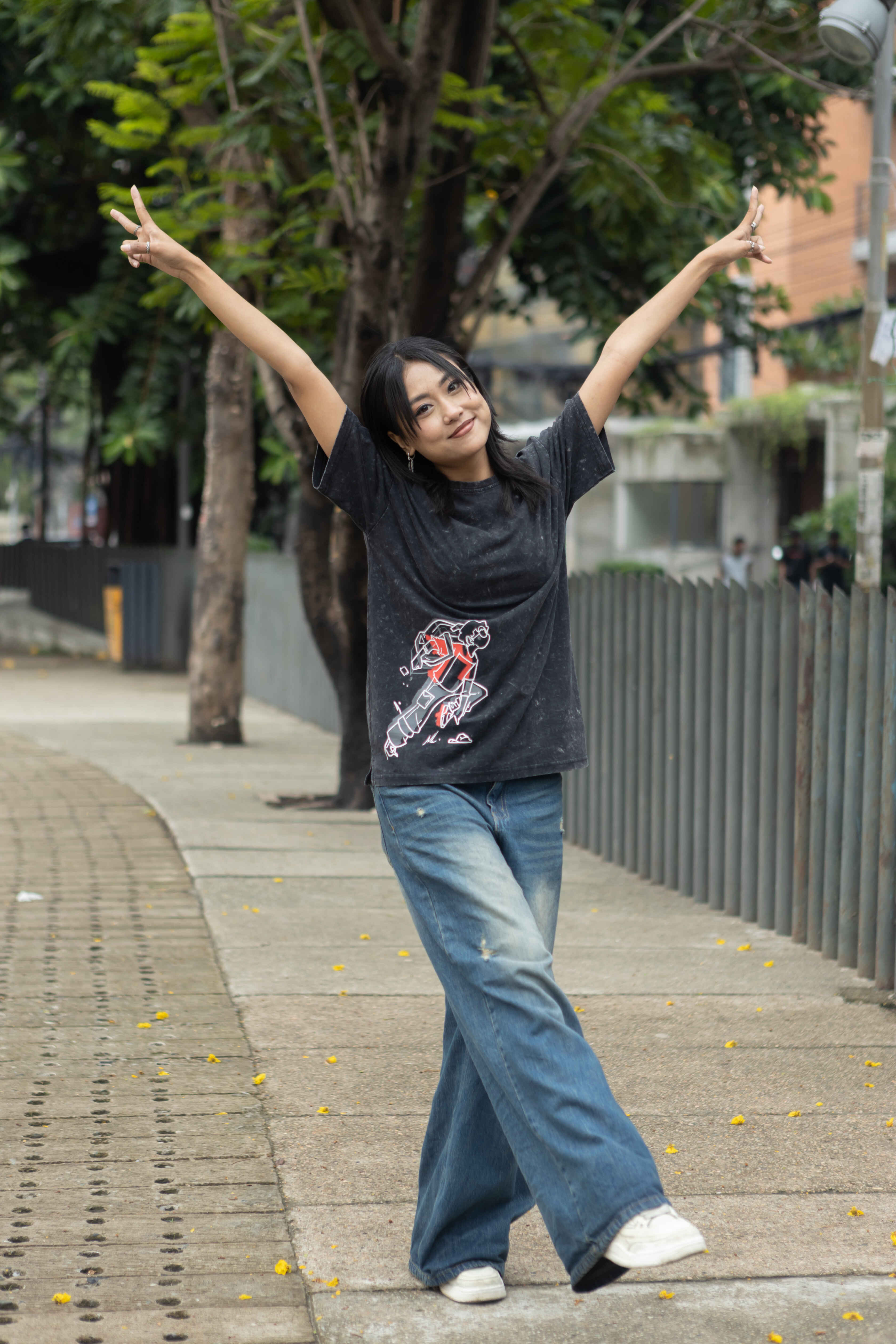 RUSH Oversized T-shirt [PRE-ORDER]